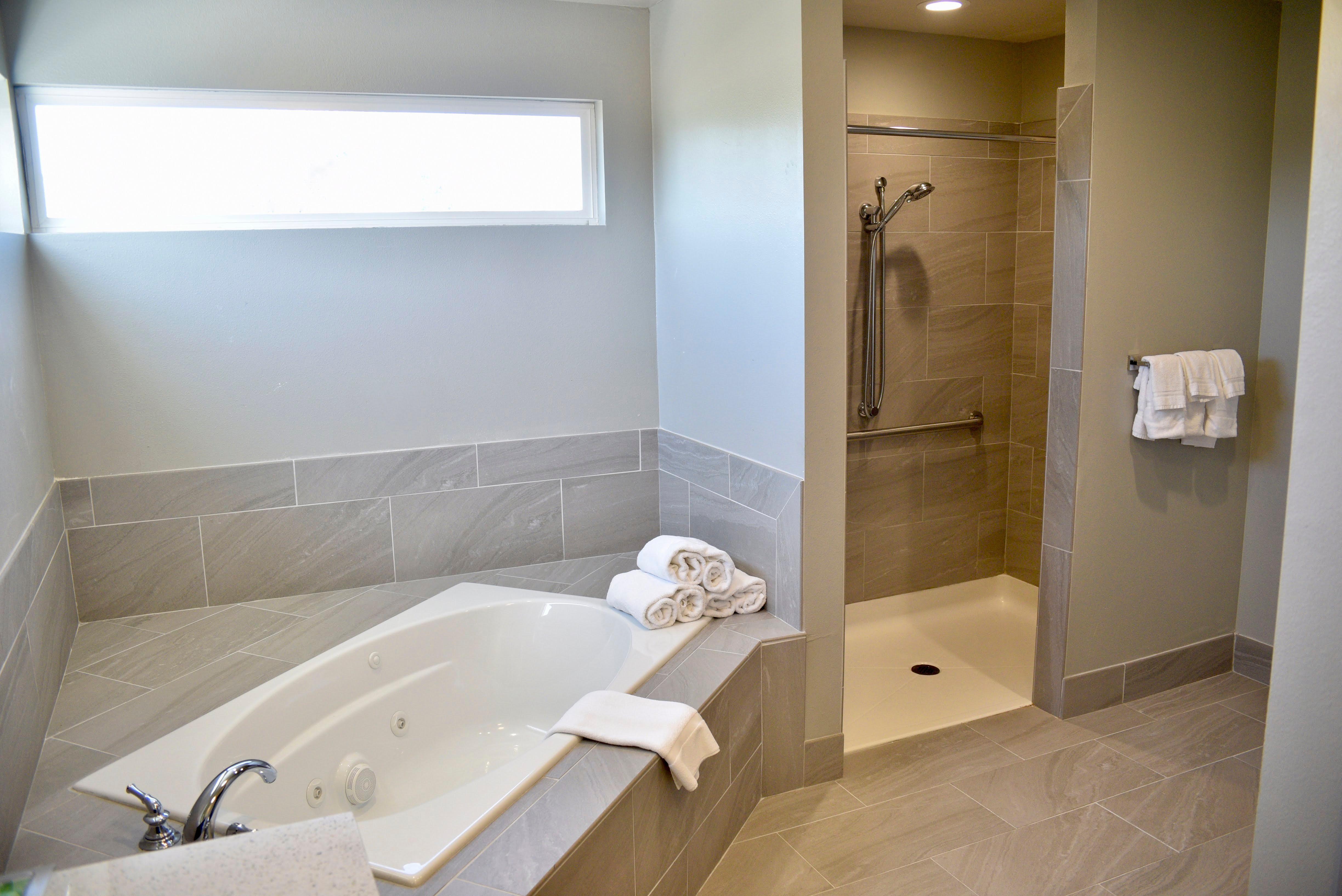 Holiday Inn Windsor - Wine Country By Ihg Ngoại thất bức ảnh
