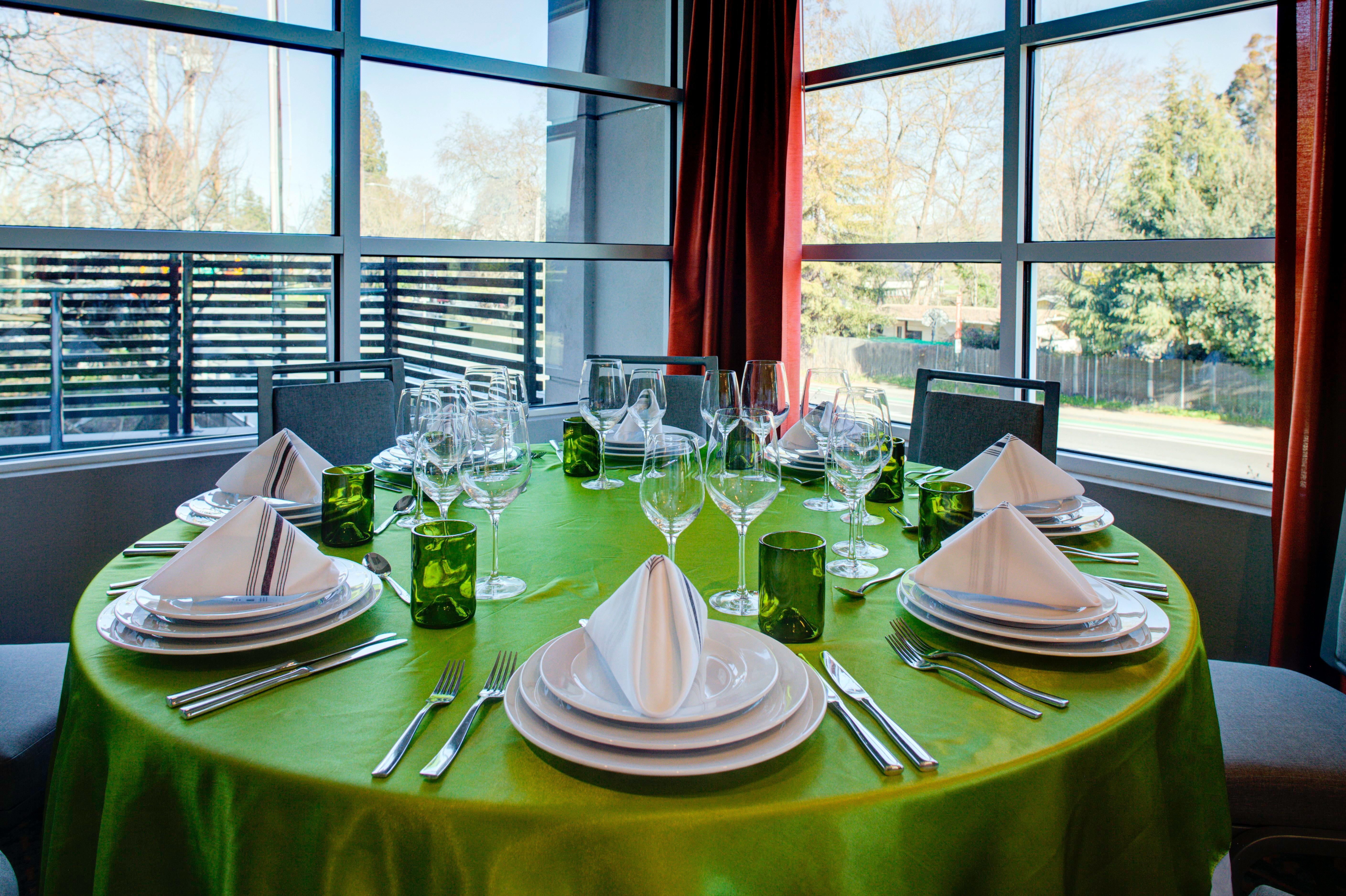 Holiday Inn Windsor - Wine Country By Ihg Ngoại thất bức ảnh