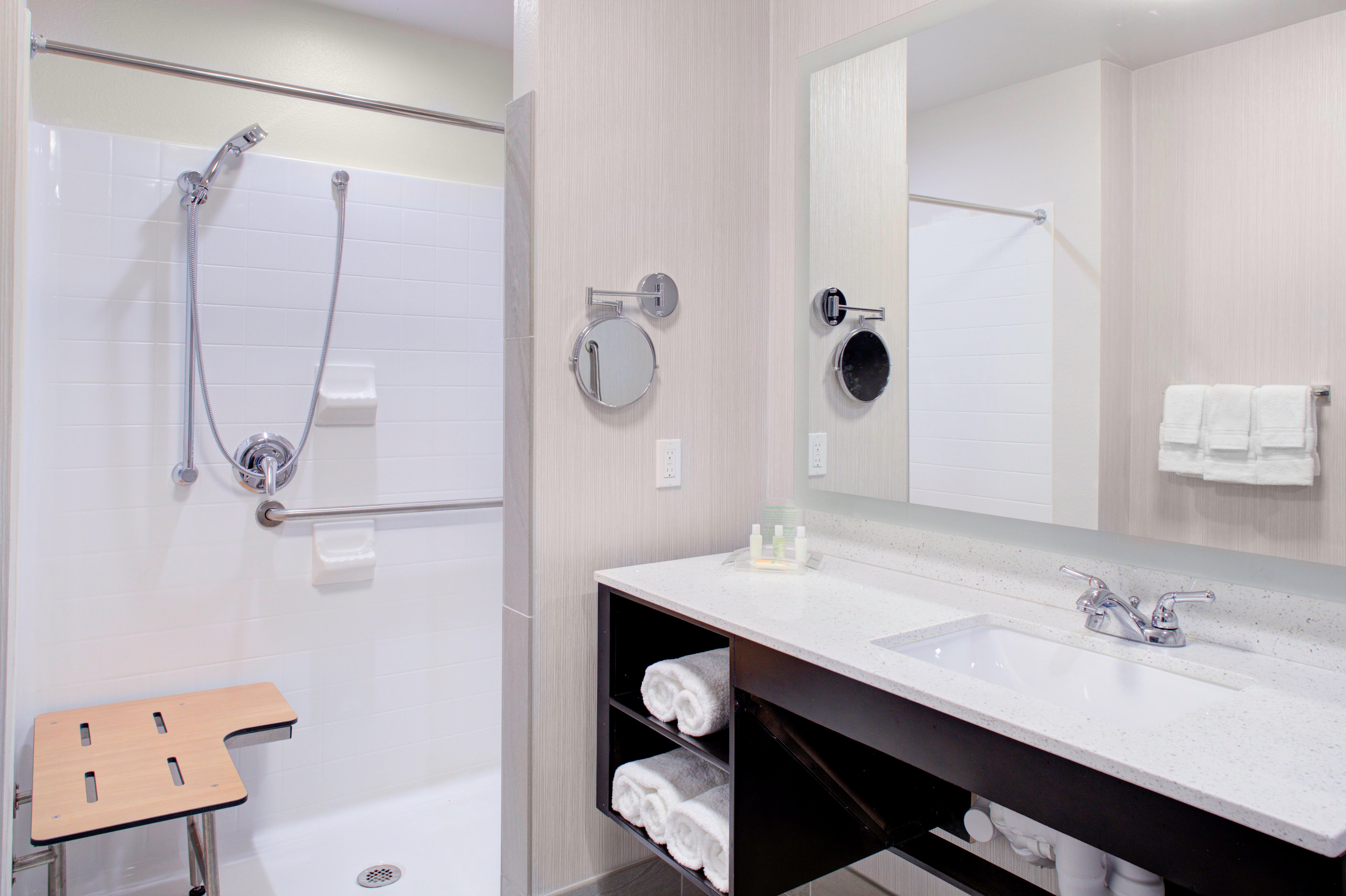 Holiday Inn Windsor - Wine Country By Ihg Ngoại thất bức ảnh
